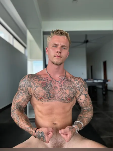 Troy - Onlyfans